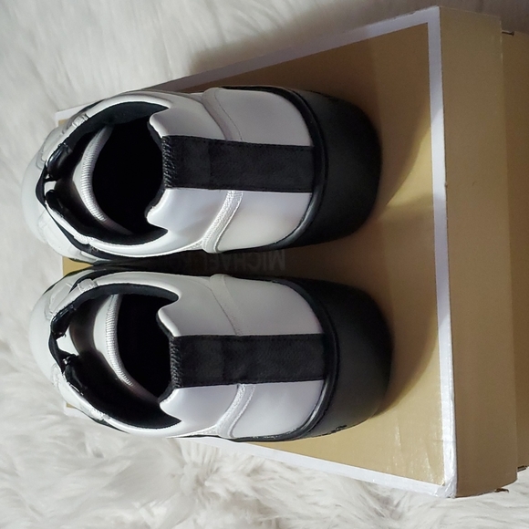 Michael Kors leather sneakers - Picture 3 of 9